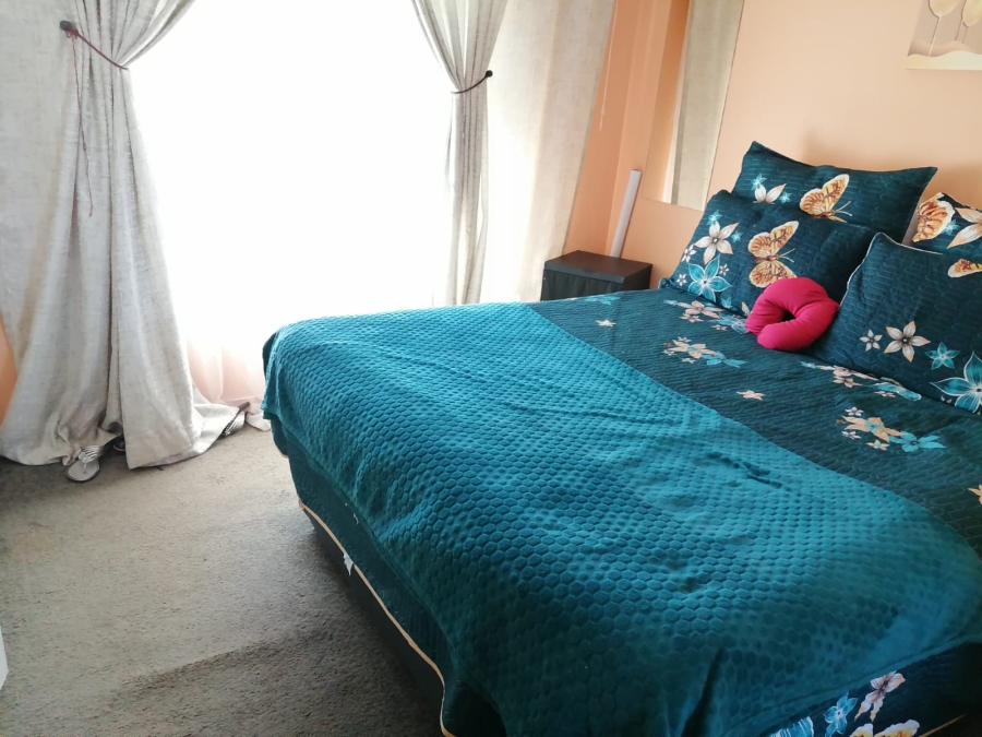 3 Bedroom Property for Sale in Geelhoutpark North West